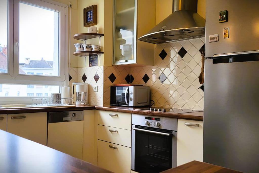 Appartement Des Beaux-Arts Besançon Exteriör bild